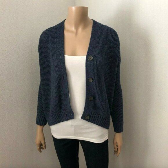 NWT Hollister Ribbed Cropped Boyfriend Cardigan Size Small Navy Blue Sweater - Picture 1 of 6